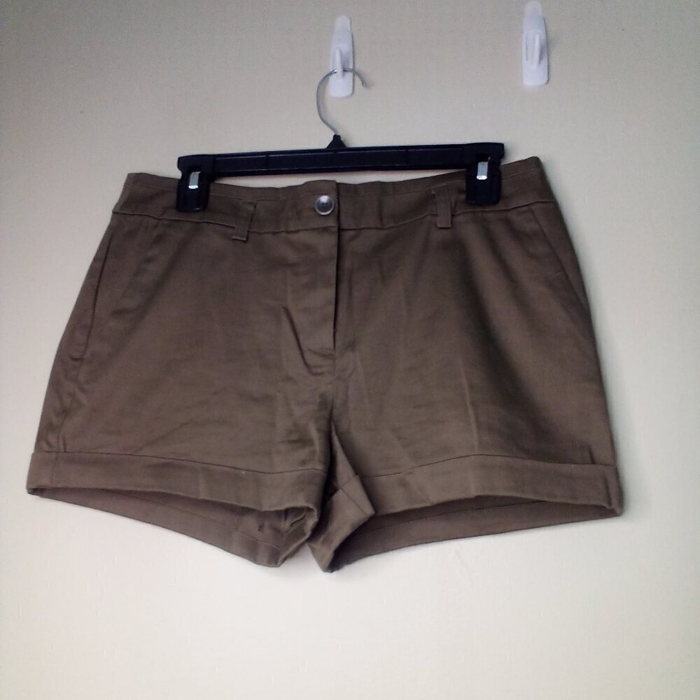 Forever 21 Shorts M Chino Casual Roll Hem Brown